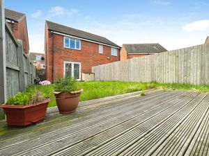 Photo 8- click for photo gallery